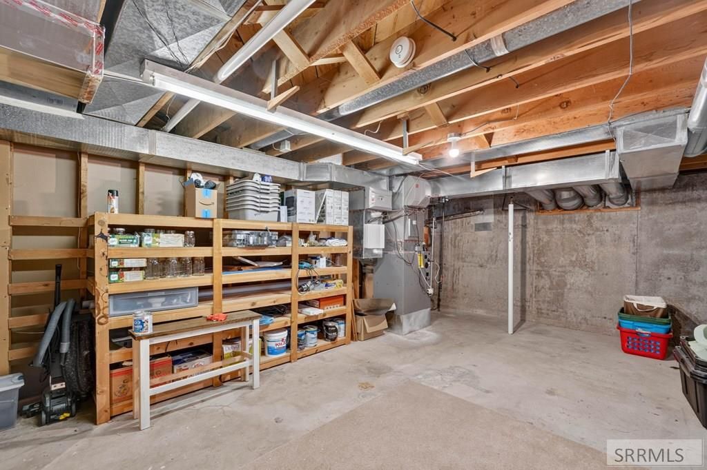 Image 41 of property listing at 1385 S Shilling Avenue, Blackfoot, ID 83221