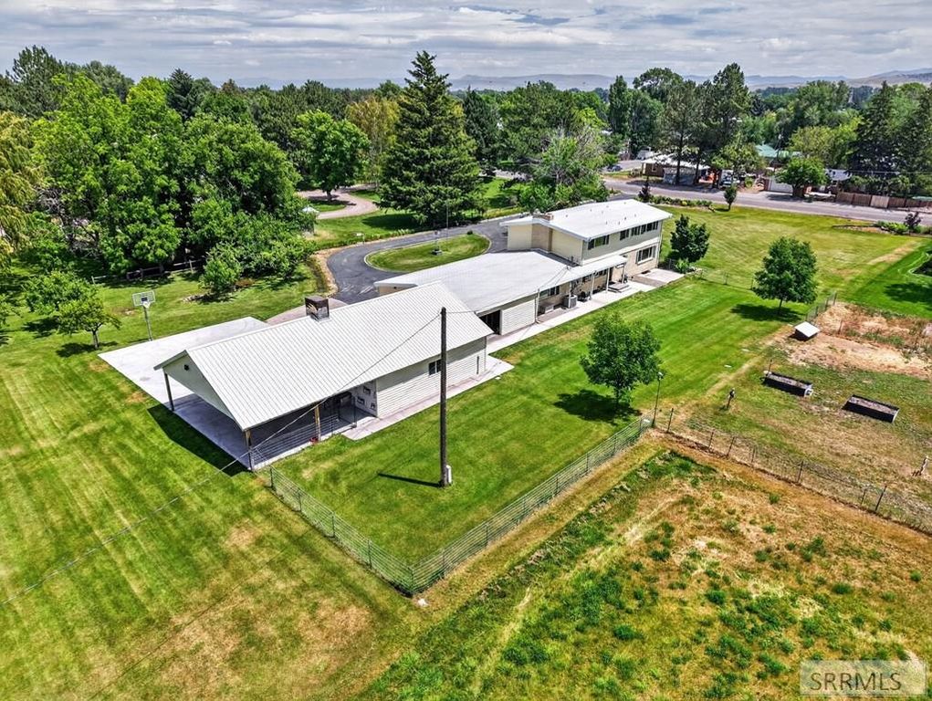 Image 51 of property listing at 1385 S Shilling Avenue, Blackfoot, ID 83221