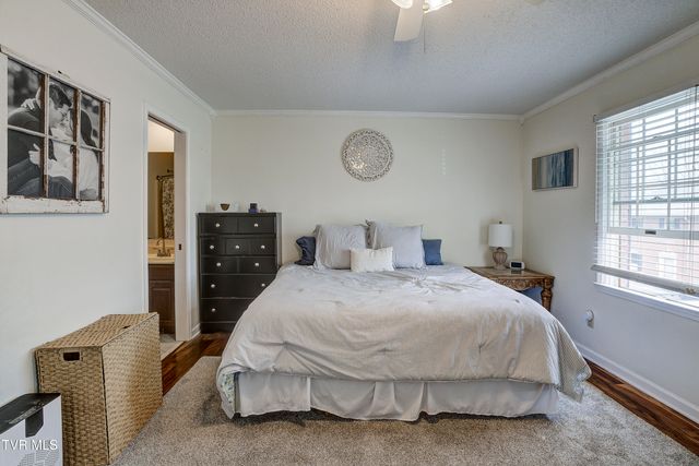 1203 East 8th Avenue 1, Johnson City, TN 37601