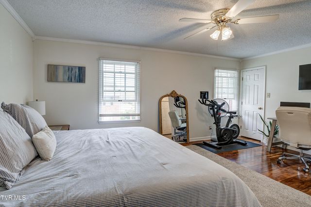 1203 East 8th Avenue 1, Johnson City, TN 37601