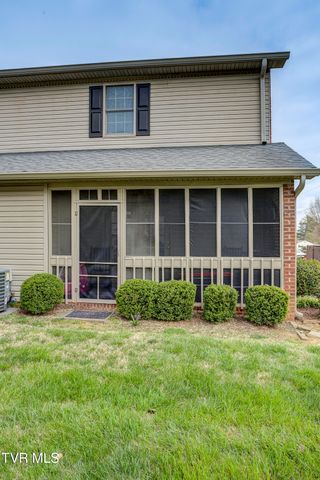 1203 East 8th Avenue 1, Johnson City, TN 37601
