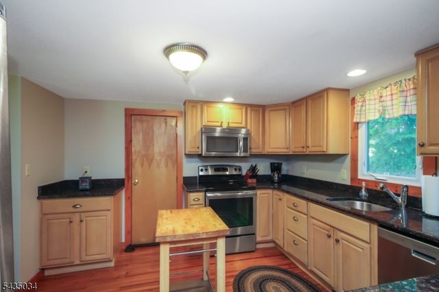 103 Petersburg Rd, Independence Twp., NJ 07840