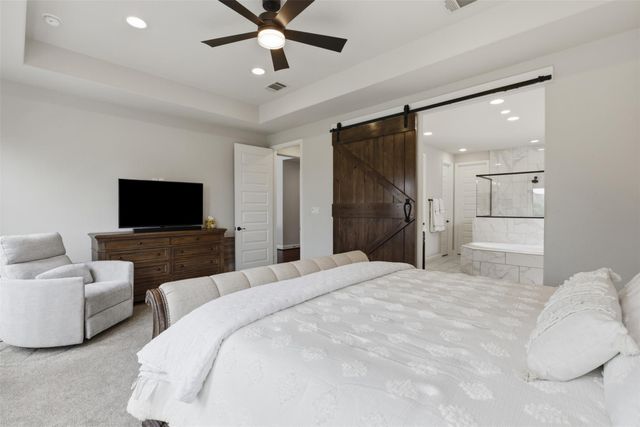 1021 Overstreet LN, Leander, TX 78641