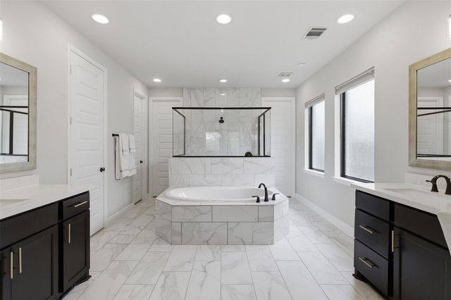 1021 Overstreet LN, Leander, TX 78641