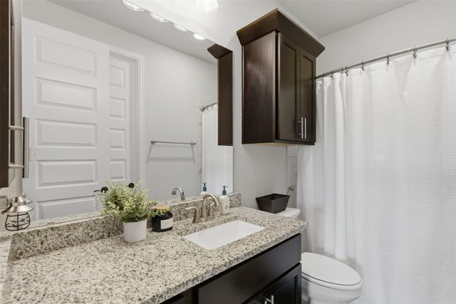 1021 Overstreet LN, Leander, TX 78641
