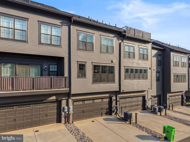 4434 FAIR LAKES CT, Fairfax, VA 22033