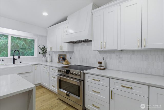 2641 271st Avenue SE, Issaquah, WA 98029