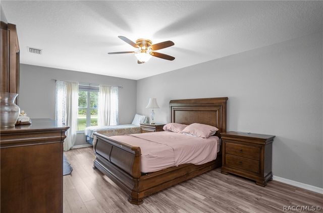 3856 W Birds Nest Drive, Beverly Hills, FL 34465