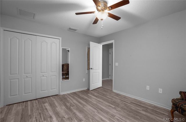 3856 W Birds Nest Drive, Beverly Hills, FL 34465