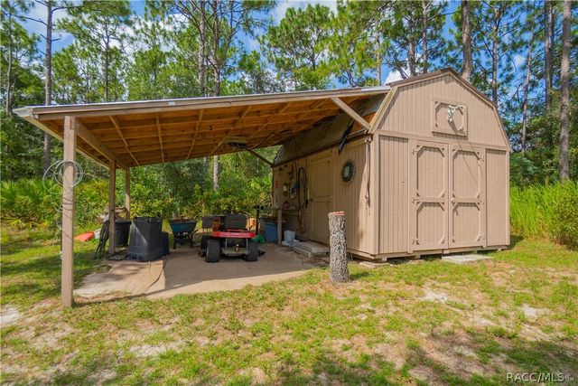 3856 W Birds Nest Drive, Beverly Hills, FL 34465