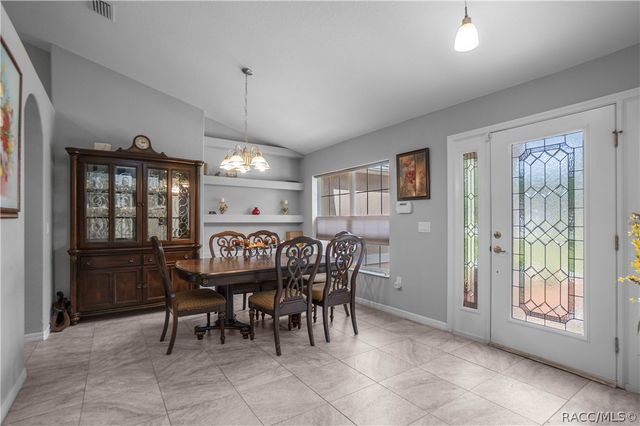3856 W Birds Nest Drive, Beverly Hills, FL 34465