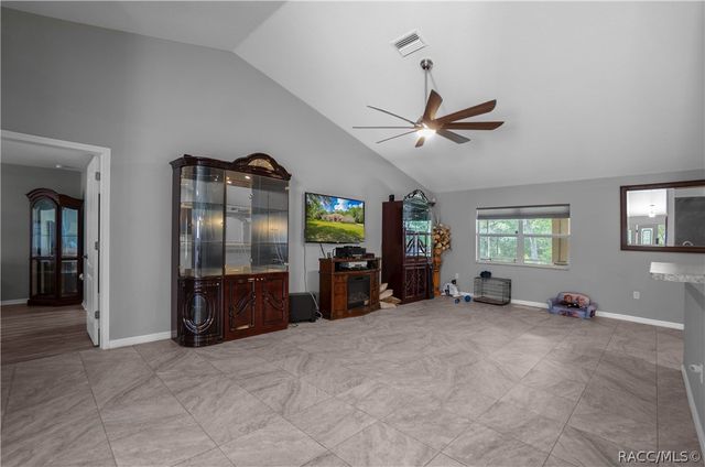3856 W Birds Nest Drive, Beverly Hills, FL 34465