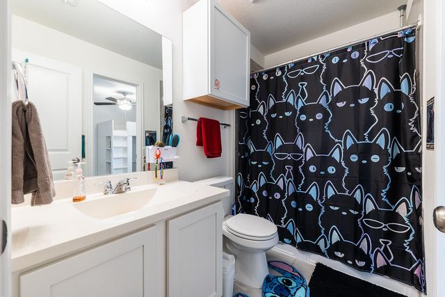 180 Red Buckeye LOOP, Liberty Hill, TX 78642