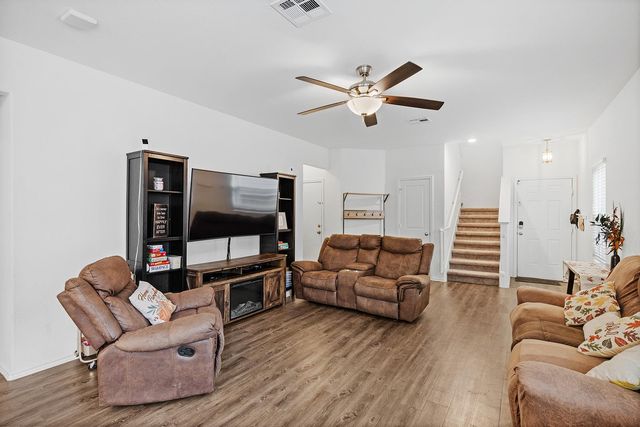 180 Red Buckeye LOOP, Liberty Hill, TX 78642