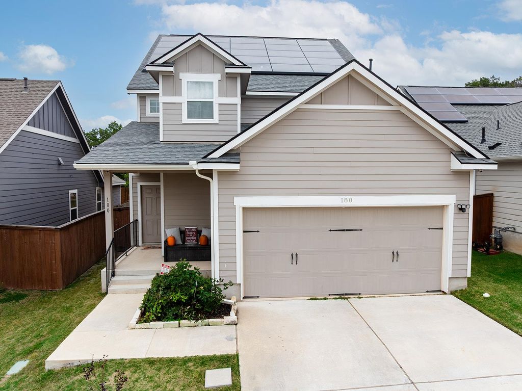 180 Red Buckeye LOOP, Liberty Hill, TX 78642