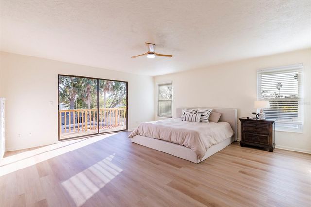 1870 NEBRASKA AVENUE NE, St Petersburg, FL 33703