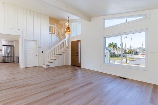 1870 NEBRASKA AVENUE NE, St Petersburg, FL 33703