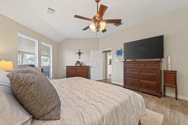 18206 Noble Forest Drive, Humble, TX 77346