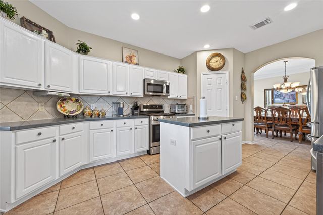 18206 Noble Forest Drive, Humble, TX 77346