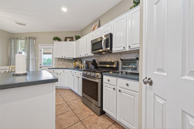 18206 Noble Forest Drive, Humble, TX 77346