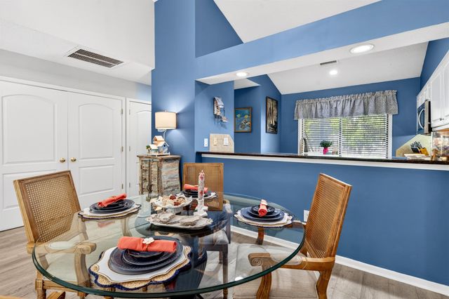 110 Hartland Dr Apt 15D, Myrtle Beach, SC 29572