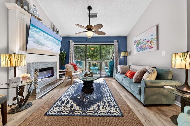 110 Hartland Dr Apt 15D, Myrtle Beach, SC 29572