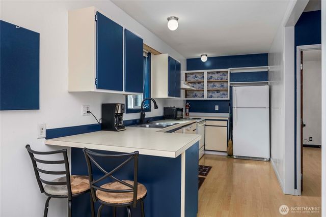 1207 High Avenue, Bremerton, WA 98337