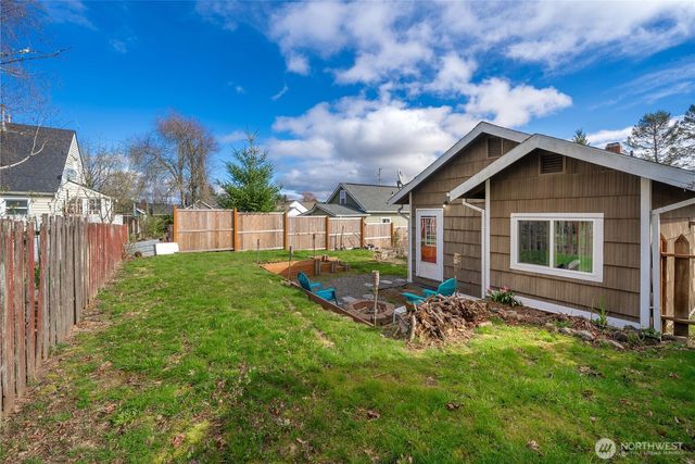 1207 High Avenue, Bremerton, WA 98337