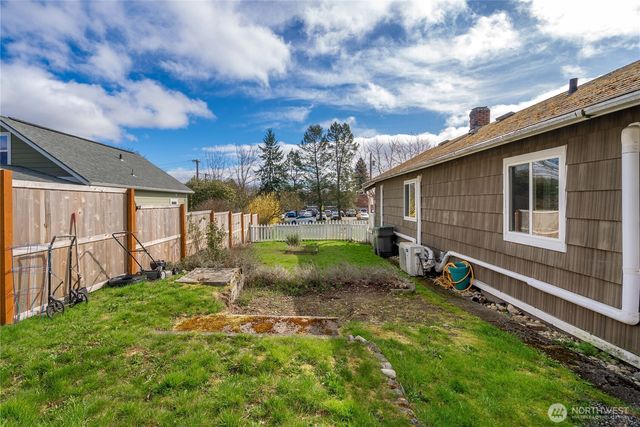1207 High Avenue, Bremerton, WA 98337