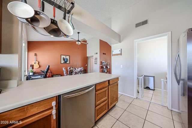 5925 W CROCUS Drive, Glendale, AZ 85306