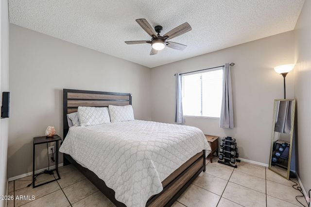 5925 W CROCUS Drive, Glendale, AZ 85306