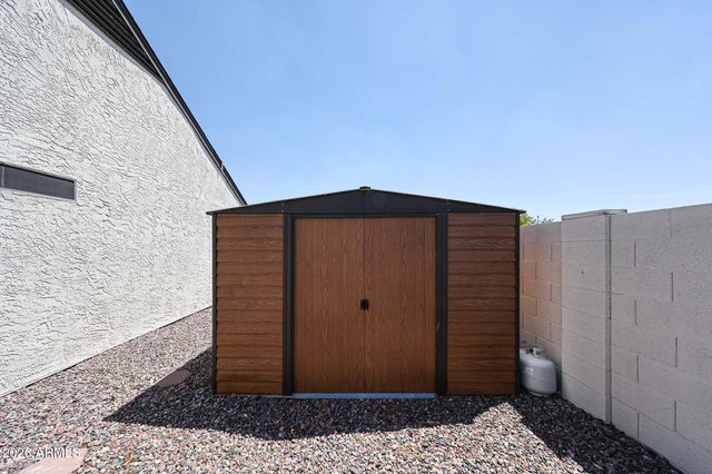 5925 W CROCUS Drive, Glendale, AZ 85306