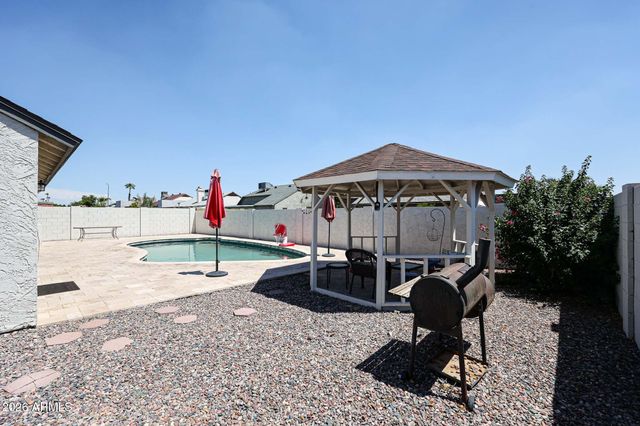 5925 W CROCUS Drive, Glendale, AZ 85306