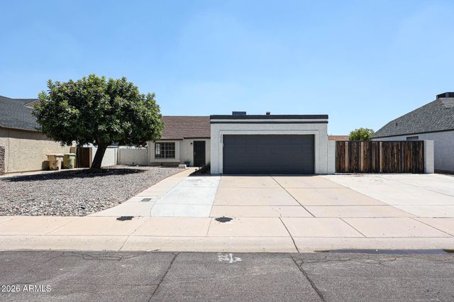 5925 W CROCUS Drive, Glendale, AZ 85306
