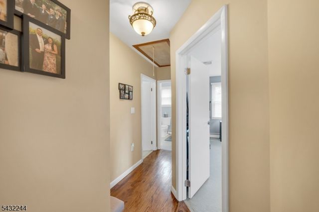 15 Oak Pl, Hawthorne Boro, NJ 07506