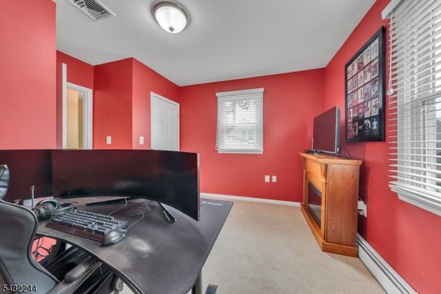 15 Oak Pl, Hawthorne Boro, NJ 07506