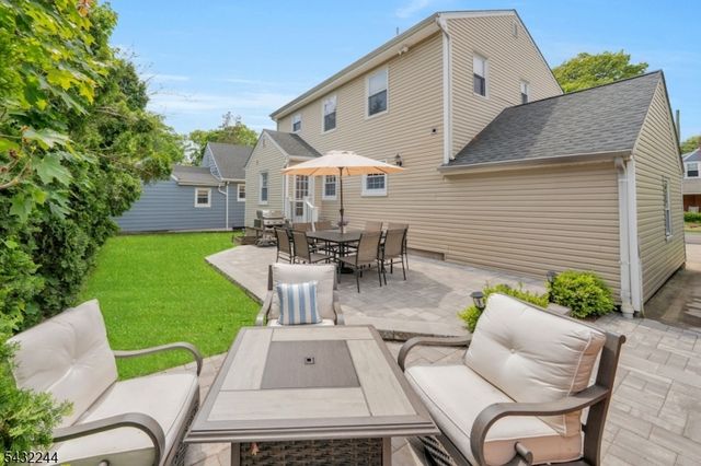 15 Oak Pl, Hawthorne Boro, NJ 07506