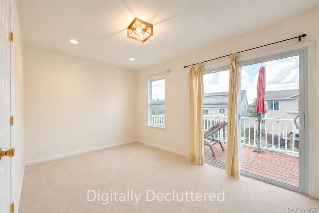 913 Arctic Street, Lindenhurst, NY 11757