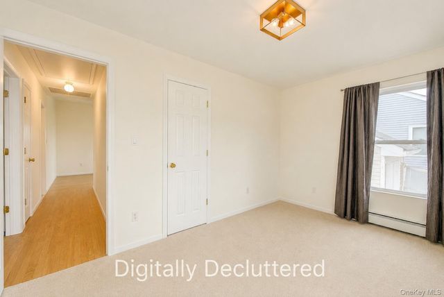 913 Arctic Street, Lindenhurst, NY 11757