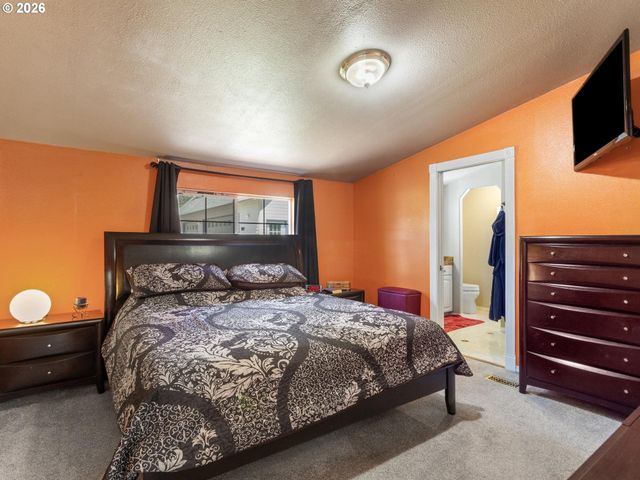8916 Ne 293RD St, Battle Ground, WA 98604