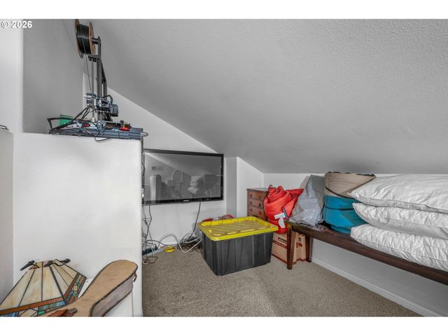 9130 Sw BORDERS St, Portland, OR 97223