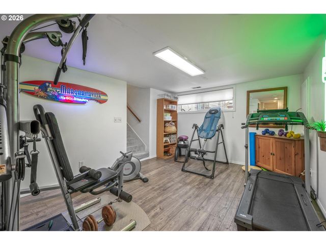 9130 Sw BORDERS St, Portland, OR 97223