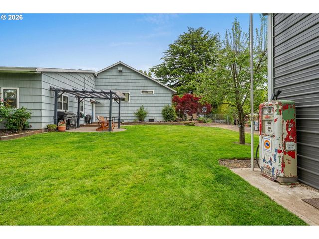 9130 Sw BORDERS St, Portland, OR 97223