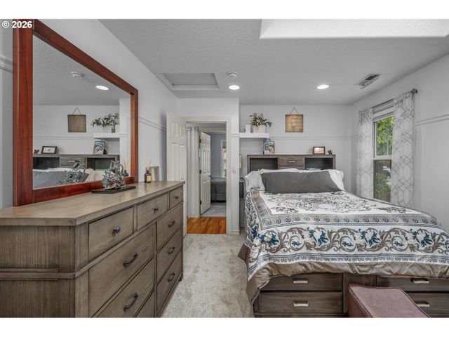 9130 Sw BORDERS St, Portland, OR 97223