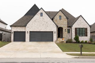 12419 S 102nd East Avenue, Bixby, OK 74008