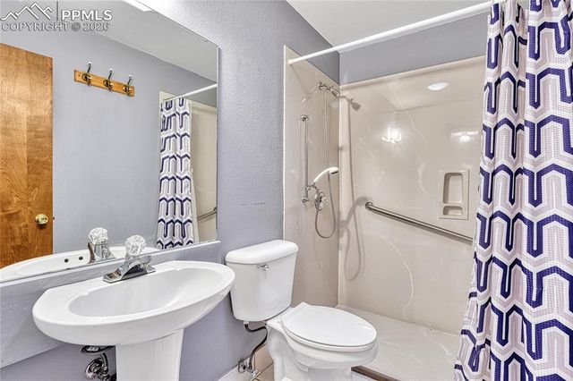 15435 Pleasant View Drive, Colorado Springs, CO 80921