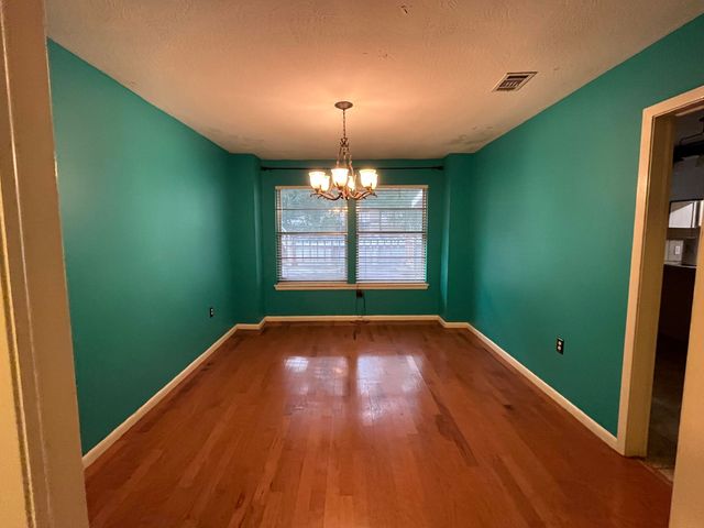 2605 Clayton Pl, Hattiesburg, MS 39402