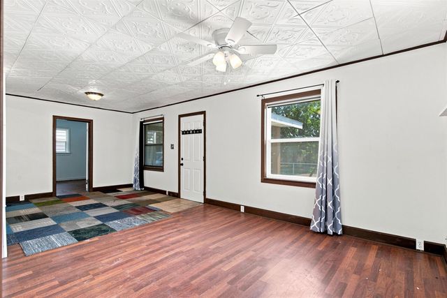 1523 E Nebraska Ave, Spokane, WA 99208