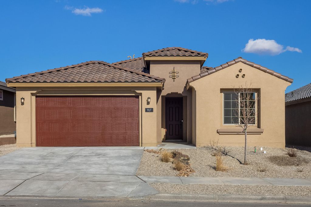 924 Turquesa Loop SE, Rio Rancho, NM 87124