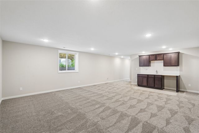 1319 NW Reinhart Drive, Ankeny, IA 50023
